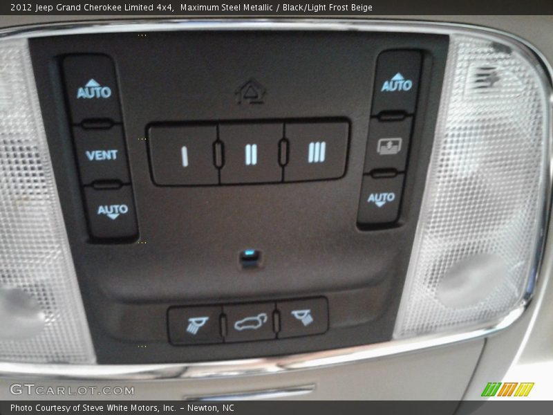 Maximum Steel Metallic / Black/Light Frost Beige 2012 Jeep Grand Cherokee Limited 4x4