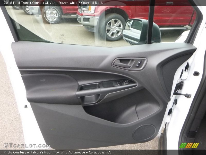 Frozen White / Charcoal Black 2018 Ford Transit Connect XL Van