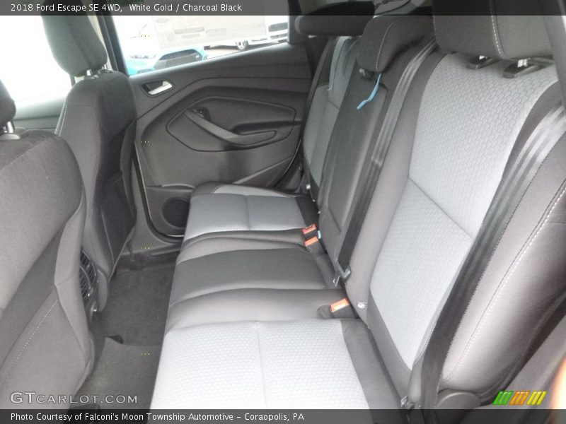 White Gold / Charcoal Black 2018 Ford Escape SE 4WD