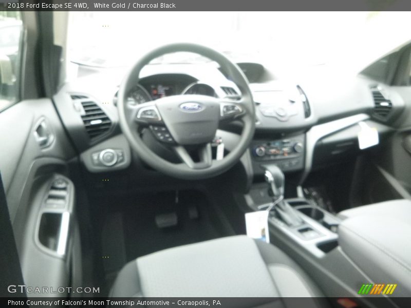 White Gold / Charcoal Black 2018 Ford Escape SE 4WD