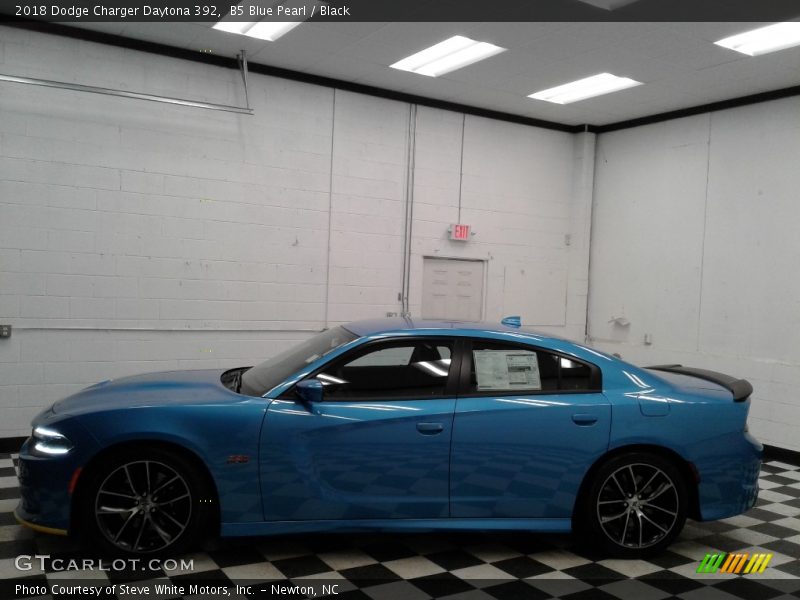 B5 Blue Pearl / Black 2018 Dodge Charger Daytona 392
