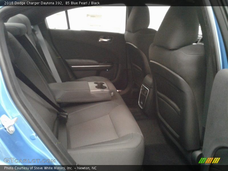 B5 Blue Pearl / Black 2018 Dodge Charger Daytona 392