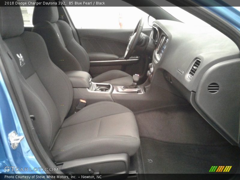 B5 Blue Pearl / Black 2018 Dodge Charger Daytona 392