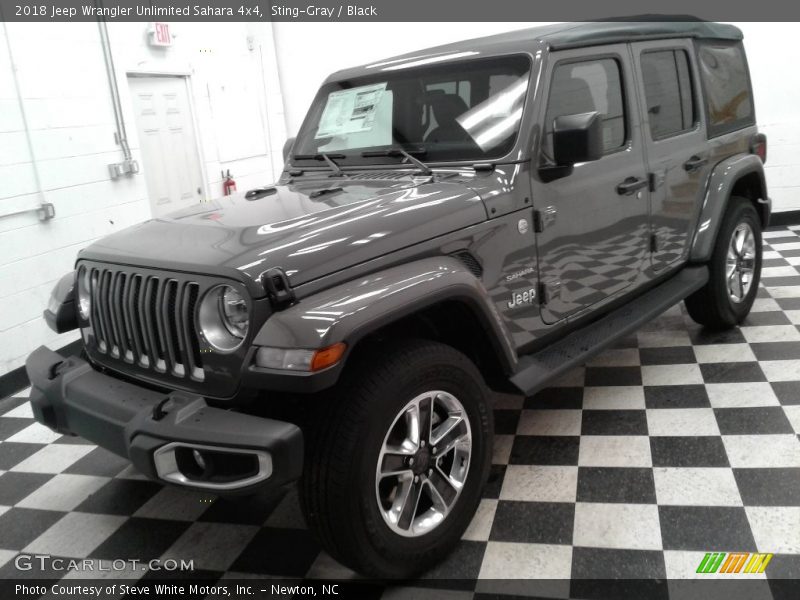 Front 3/4 View of 2018 Wrangler Unlimited Sahara 4x4