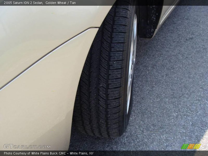 Golden Wheat / Tan 2005 Saturn ION 2 Sedan