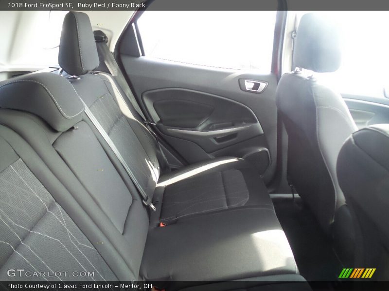 Ruby Red / Ebony Black 2018 Ford EcoSport SE