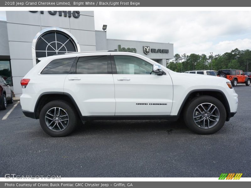 Bright White / Black/Light Frost Beige 2018 Jeep Grand Cherokee Limited