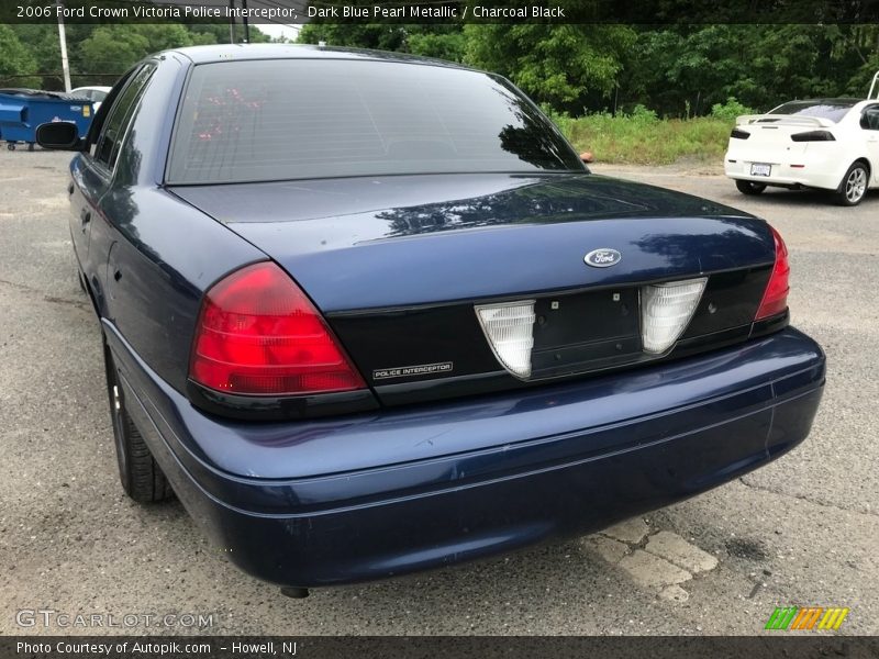 Dark Blue Pearl Metallic / Charcoal Black 2006 Ford Crown Victoria Police Interceptor