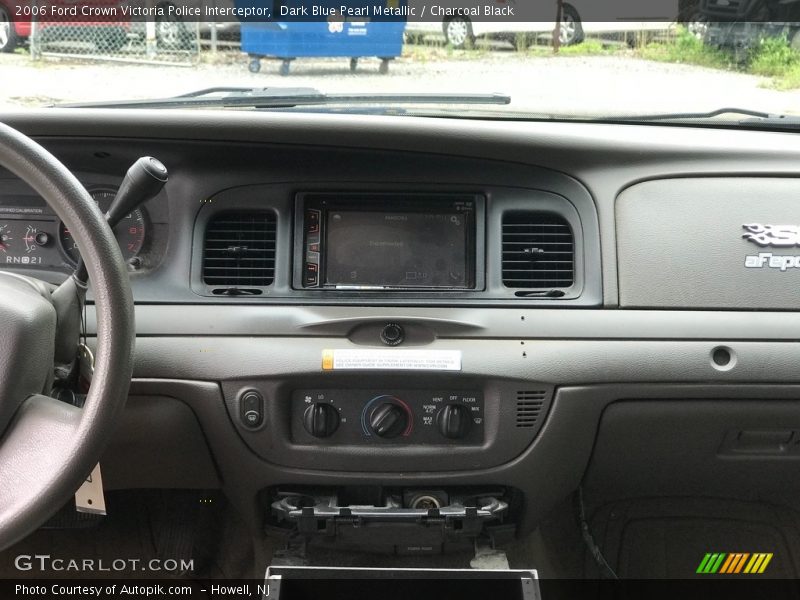 Dark Blue Pearl Metallic / Charcoal Black 2006 Ford Crown Victoria Police Interceptor