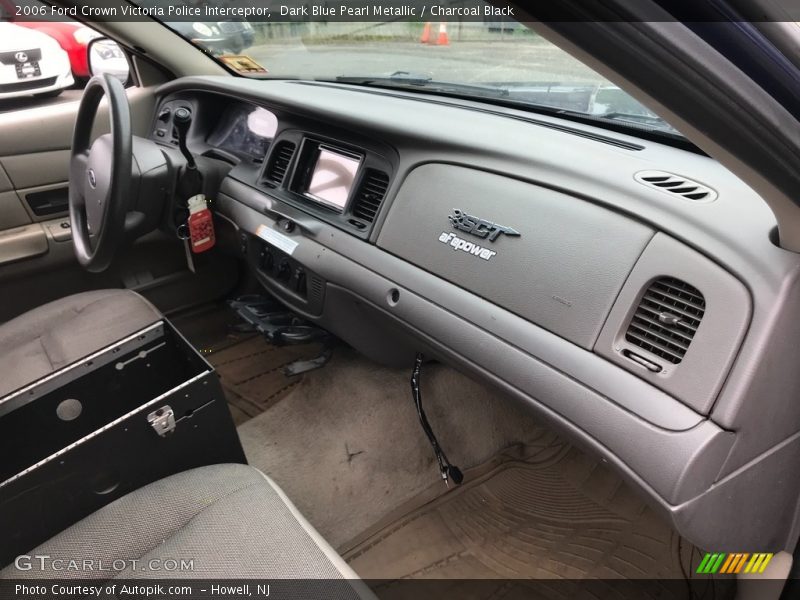 Dark Blue Pearl Metallic / Charcoal Black 2006 Ford Crown Victoria Police Interceptor