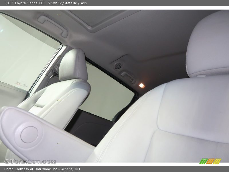 Silver Sky Metallic / Ash 2017 Toyota Sienna XLE