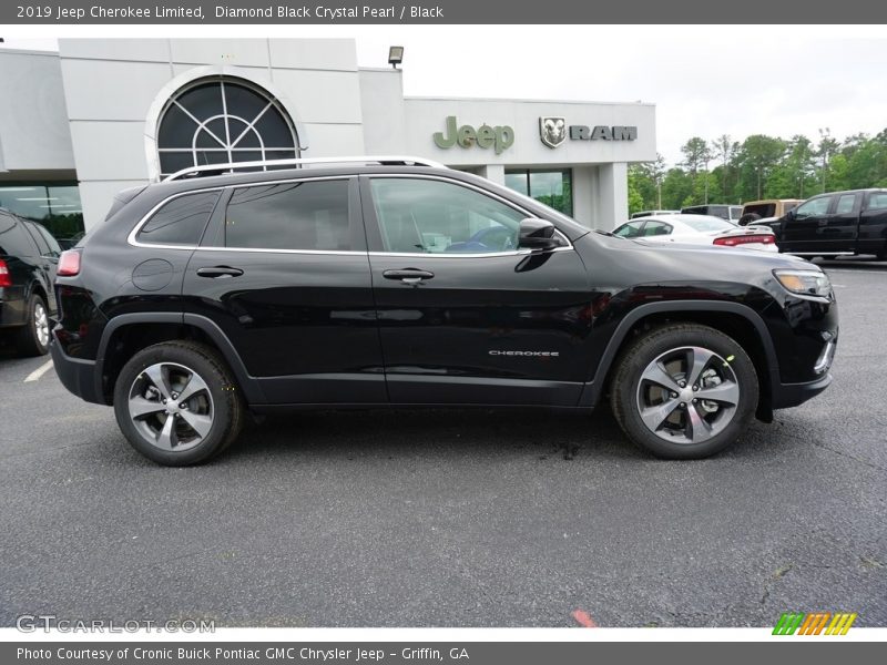 Diamond Black Crystal Pearl / Black 2019 Jeep Cherokee Limited
