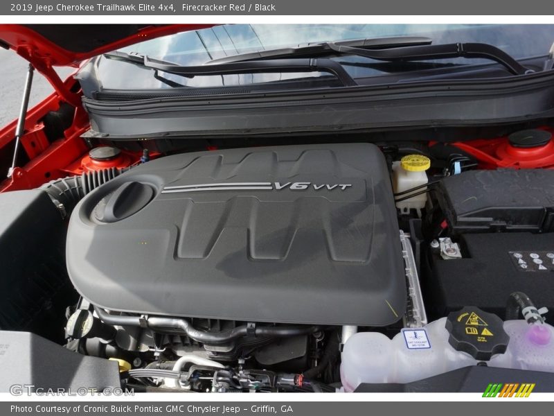 Firecracker Red / Black 2019 Jeep Cherokee Trailhawk Elite 4x4