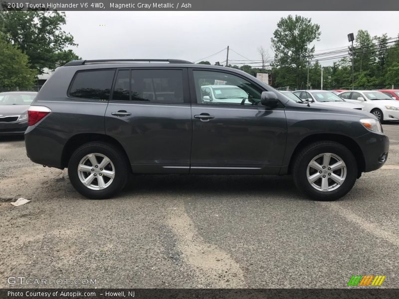 Magnetic Gray Metallic / Ash 2010 Toyota Highlander V6 4WD