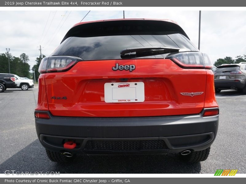 Firecracker Red / Black 2019 Jeep Cherokee Trailhawk Elite 4x4