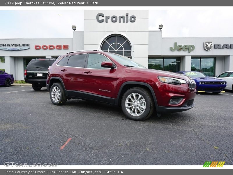 Velvet Red Pearl / Black 2019 Jeep Cherokee Latitude