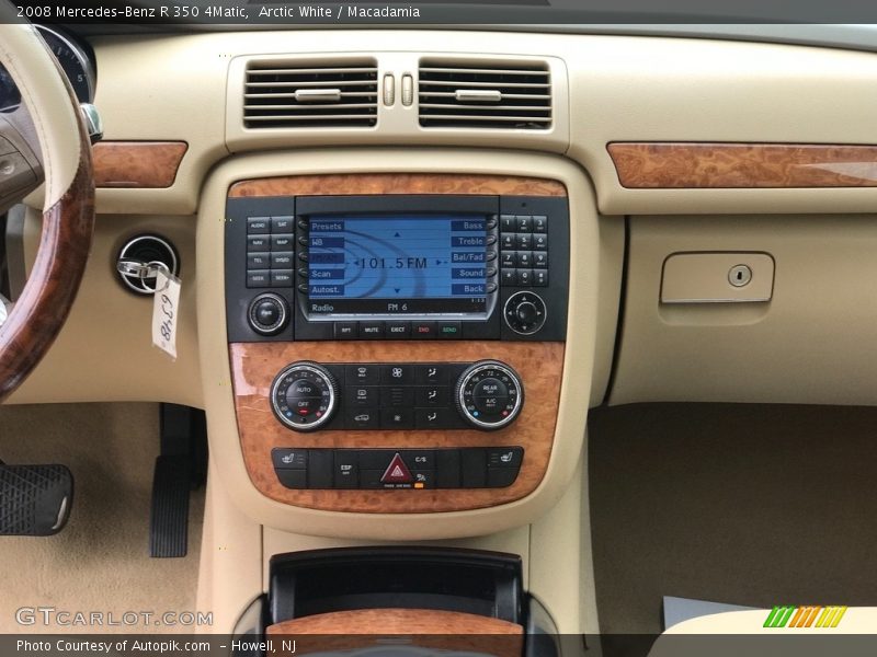 Arctic White / Macadamia 2008 Mercedes-Benz R 350 4Matic