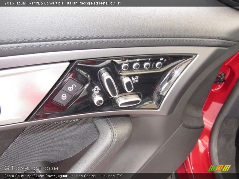 Italian Racing Red Metallic / Jet 2016 Jaguar F-TYPE S Convertible