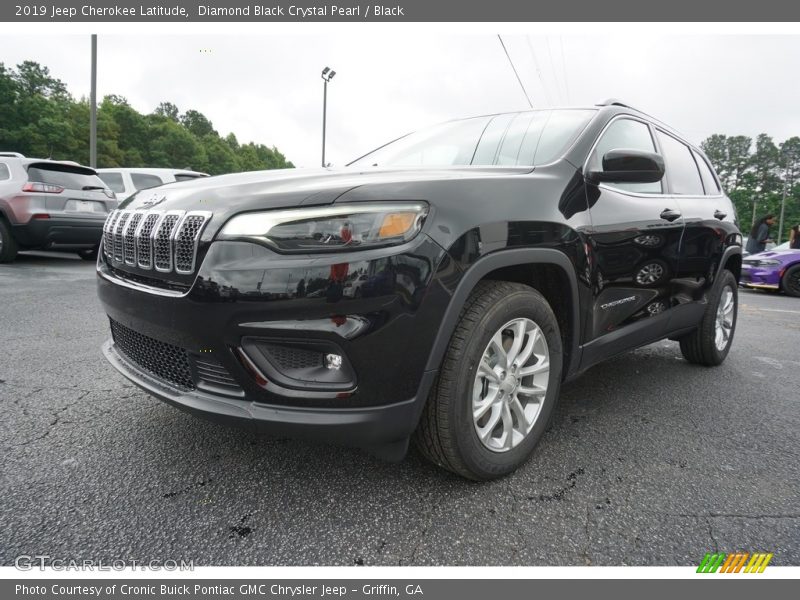 Diamond Black Crystal Pearl / Black 2019 Jeep Cherokee Latitude