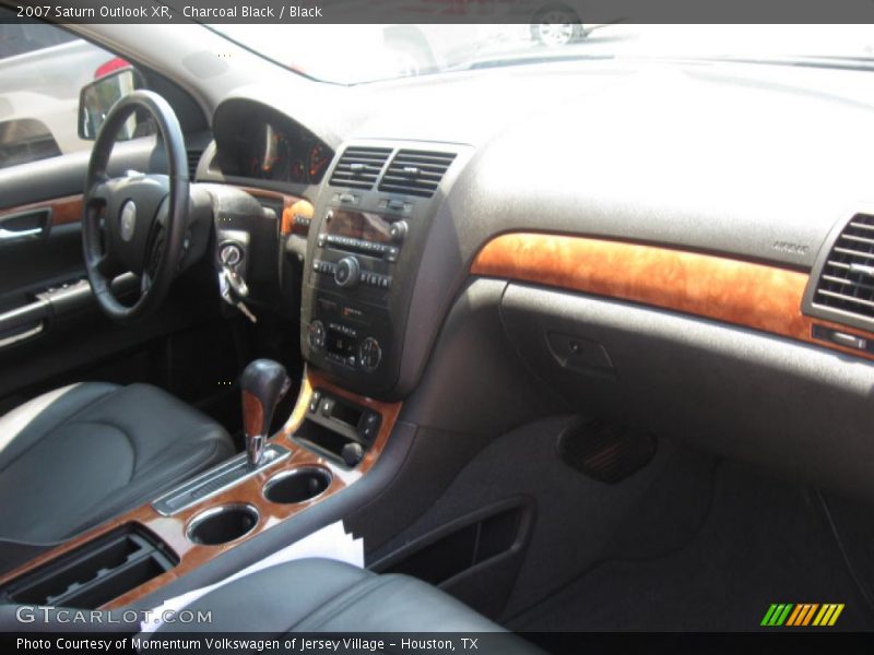 Charcoal Black / Black 2007 Saturn Outlook XR