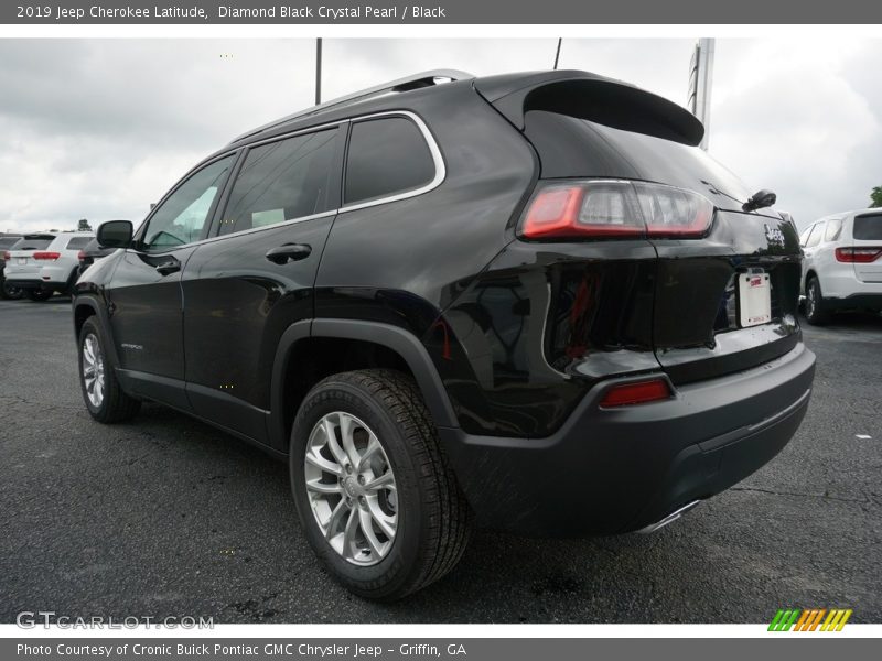 Diamond Black Crystal Pearl / Black 2019 Jeep Cherokee Latitude