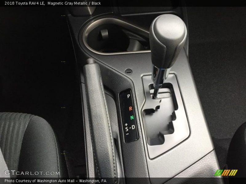 Magnetic Gray Metallic / Black 2018 Toyota RAV4 LE