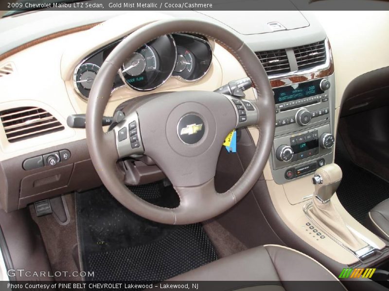 Gold Mist Metallic / Cocoa/Cashmere 2009 Chevrolet Malibu LTZ Sedan