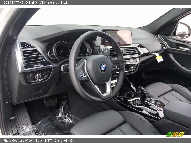 Alpine White / Black 2019 BMW X3 sDrive30i