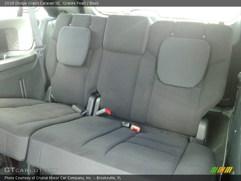 Granite Pearl / Black 2018 Dodge Grand Caravan SE