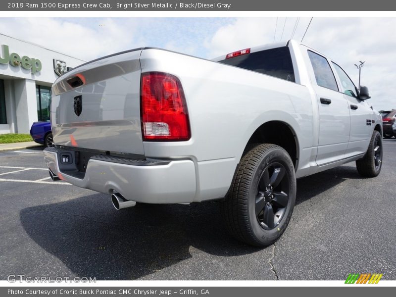 Bright Silver Metallic / Black/Diesel Gray 2018 Ram 1500 Express Crew Cab