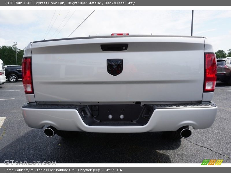 Bright Silver Metallic / Black/Diesel Gray 2018 Ram 1500 Express Crew Cab