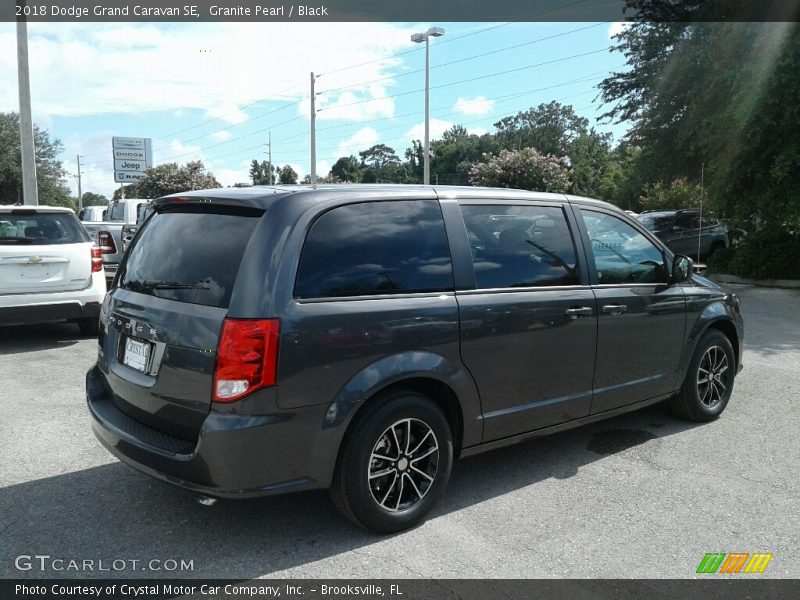 Granite Pearl / Black 2018 Dodge Grand Caravan SE