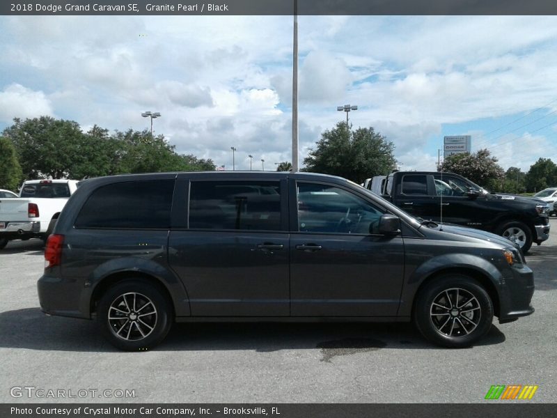 Granite Pearl / Black 2018 Dodge Grand Caravan SE