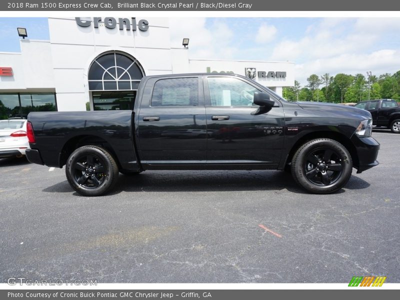 Brilliant Black Crystal Pearl / Black/Diesel Gray 2018 Ram 1500 Express Crew Cab