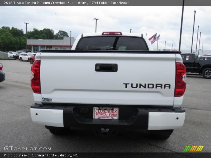 Super White / 1794 Edition Black/Brown 2018 Toyota Tundra Platinum CrewMax