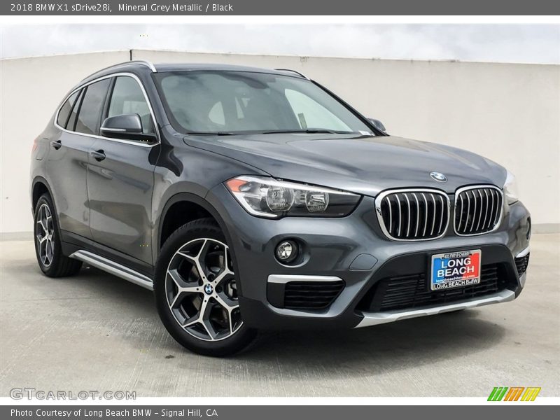Mineral Grey Metallic / Black 2018 BMW X1 sDrive28i