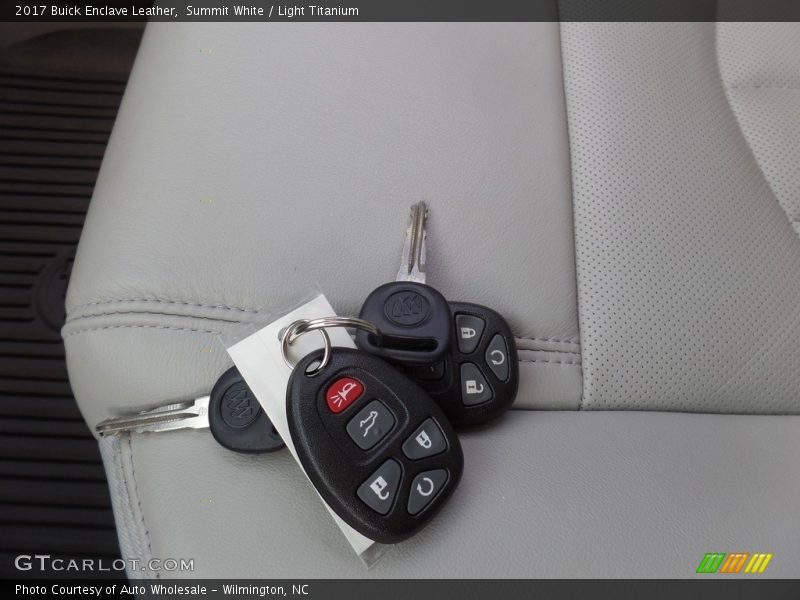 Summit White / Light Titanium 2017 Buick Enclave Leather