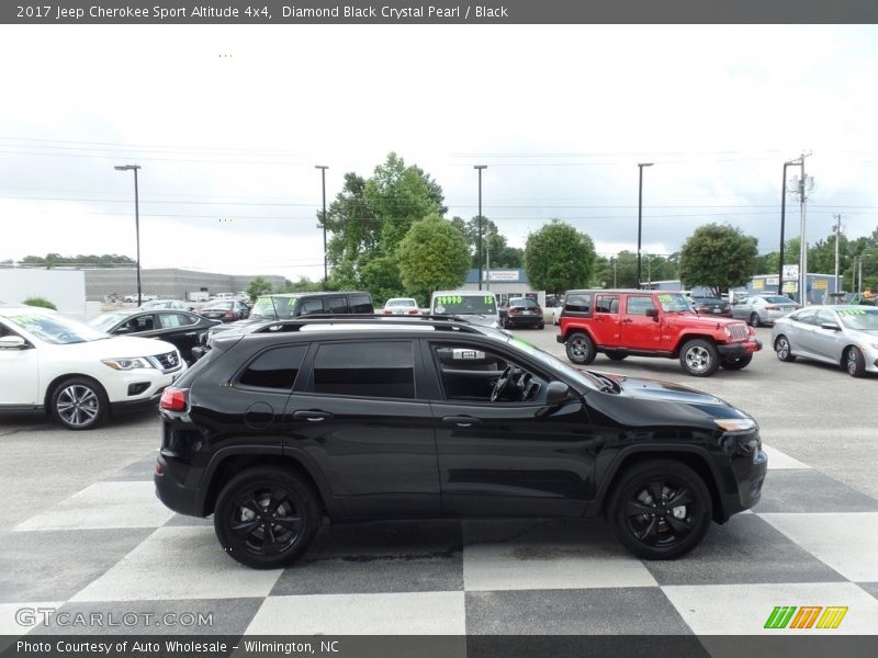 Diamond Black Crystal Pearl / Black 2017 Jeep Cherokee Sport Altitude 4x4