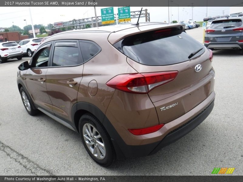 Mojave Sand / Beige 2017 Hyundai Tucson SE AWD