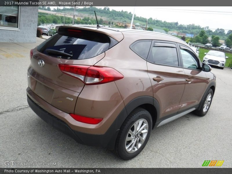 Mojave Sand / Beige 2017 Hyundai Tucson SE AWD