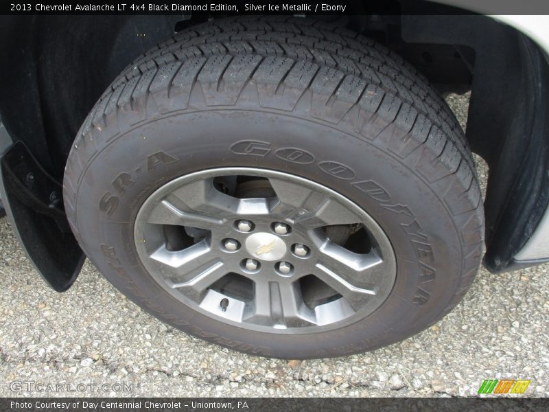Silver Ice Metallic / Ebony 2013 Chevrolet Avalanche LT 4x4 Black Diamond Edition