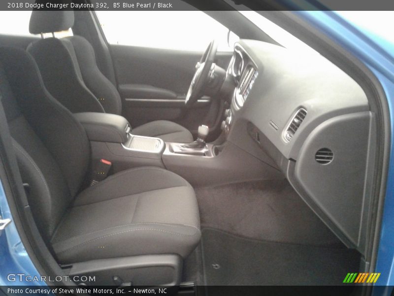 B5 Blue Pearl / Black 2018 Dodge Charger Daytona 392