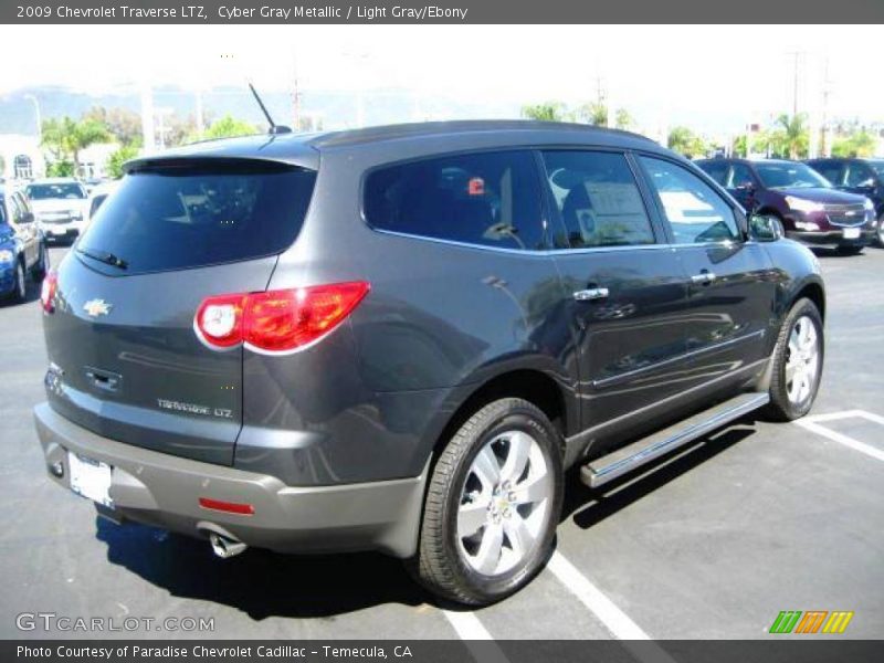 Cyber Gray Metallic / Light Gray/Ebony 2009 Chevrolet Traverse LTZ