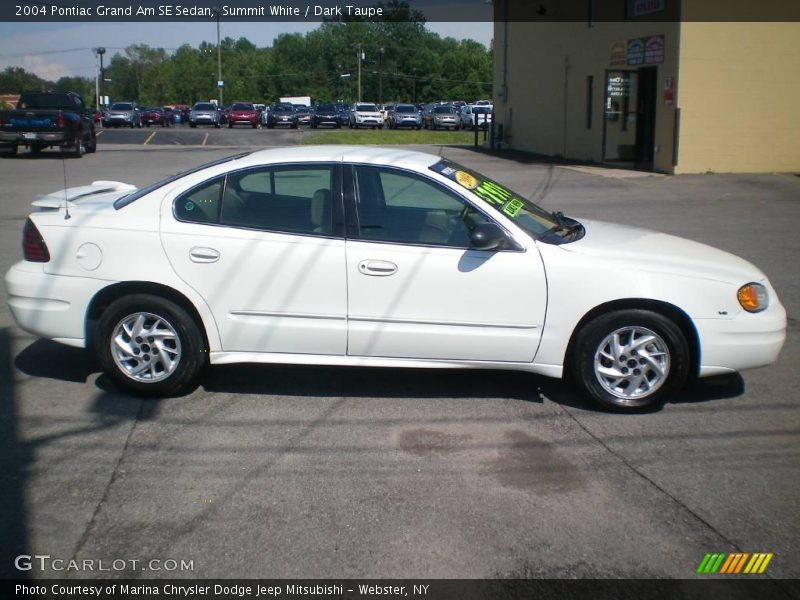 Summit White / Dark Taupe 2004 Pontiac Grand Am SE Sedan