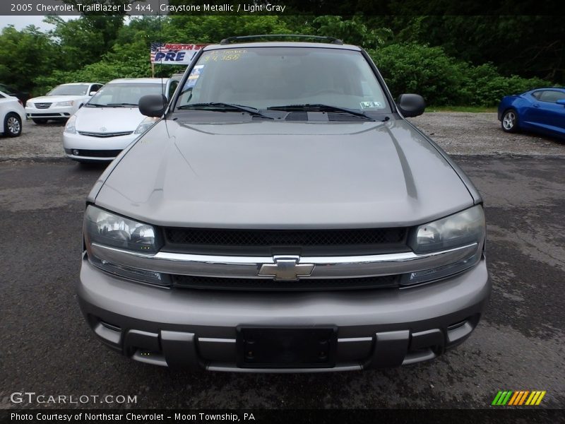Graystone Metallic / Light Gray 2005 Chevrolet TrailBlazer LS 4x4
