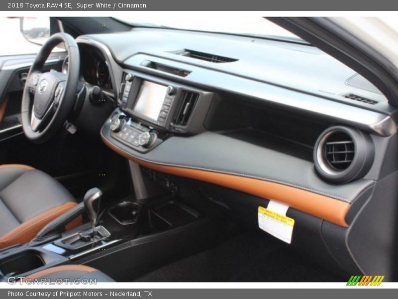 Super White / Cinnamon 2018 Toyota RAV4 SE