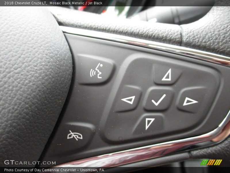 Mosaic Black Metallic / Jet Black 2018 Chevrolet Cruze LT
