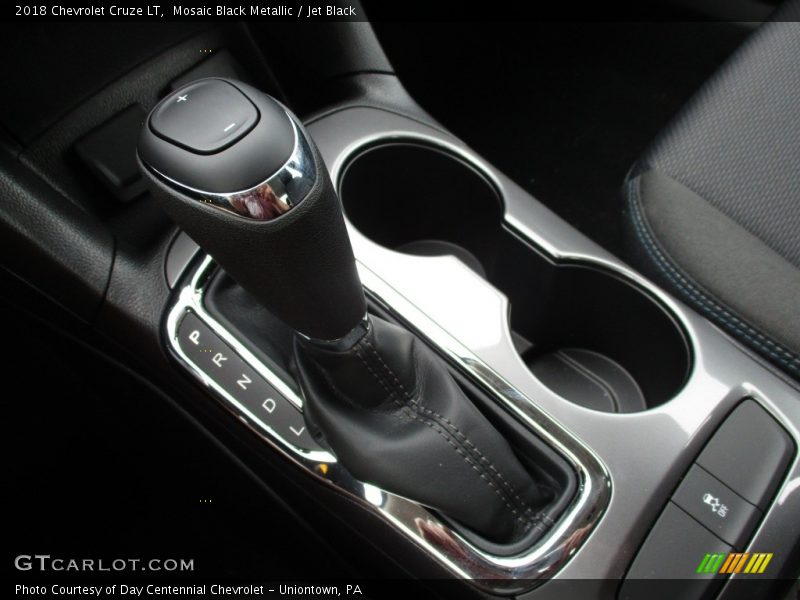 Mosaic Black Metallic / Jet Black 2018 Chevrolet Cruze LT