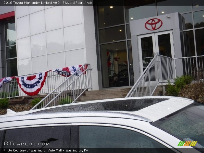 Blizzard Pearl / Ash 2016 Toyota Highlander Limited AWD