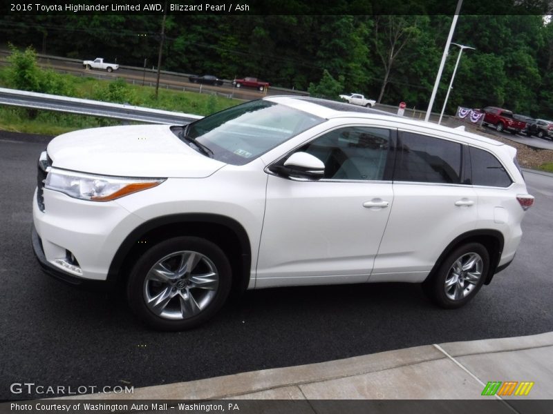 Blizzard Pearl / Ash 2016 Toyota Highlander Limited AWD